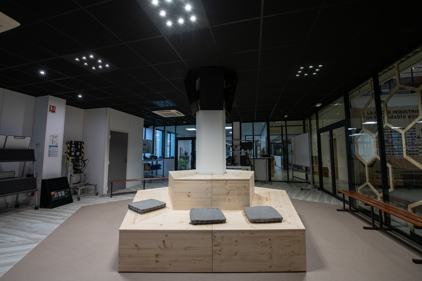 Gagnez des mois d’expérimentation : le Showroom industriel sécurise vos décisions